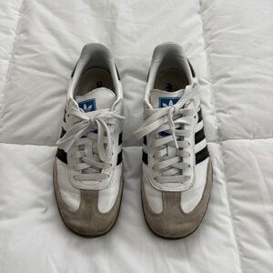 White Adidas Sambas Size 8.5